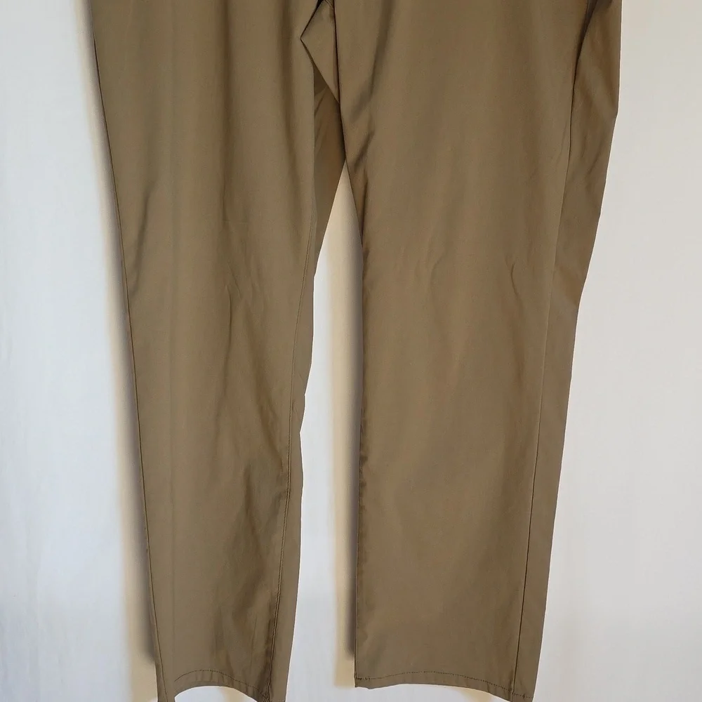 Weatherproof Vintage Mens Brown Pants. Size 38